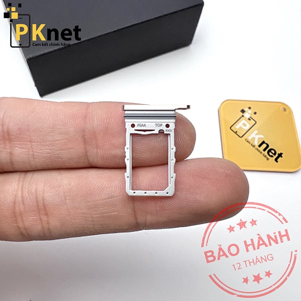 Mặt trước khay sim Z Flip 3 5G