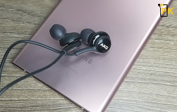 Thiết kế in-ear của tai nghe note 10